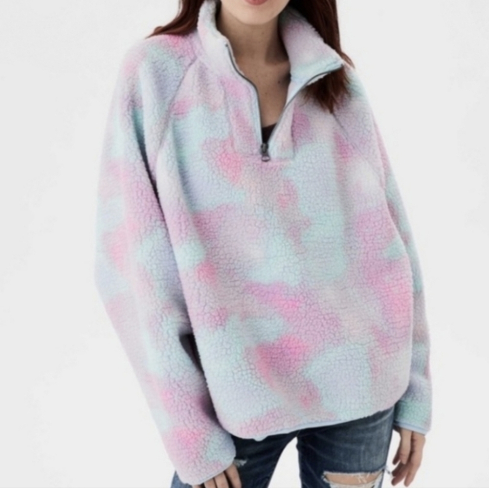 NWT American Eagle Cotton Candy Fleece Pullover Women's Small